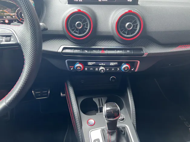 Audi SQ2 TFSI quattro S-tronic