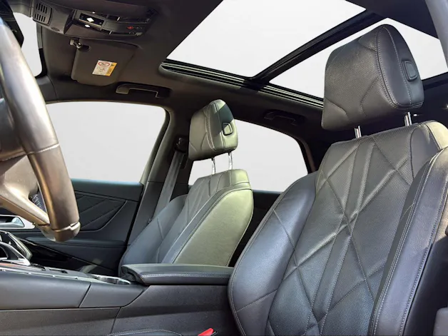 DS Automobiles AUTOMOBILES DS 7 Crossback E-Tense 300 4x4 Rivoli