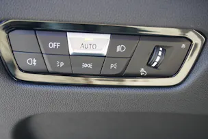 BMW 320d xDrive 48V Touring Steptronic M Sport