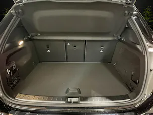 Mercedes-Benz GLA 220 4Matic 8G-DCT