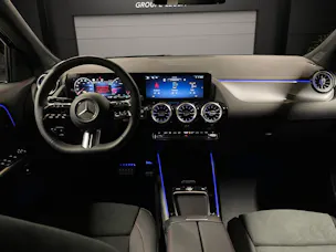 Mercedes-Benz GLA 220 4Matic 8G-DCT