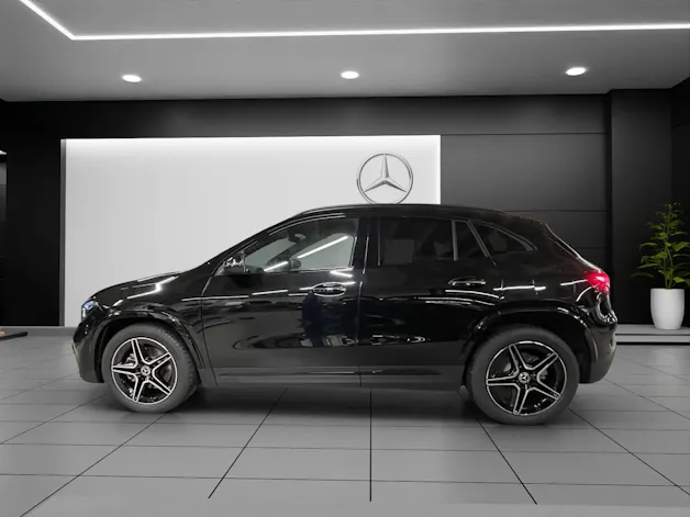 Mercedes-Benz GLA 220 4Matic 8G-DCT