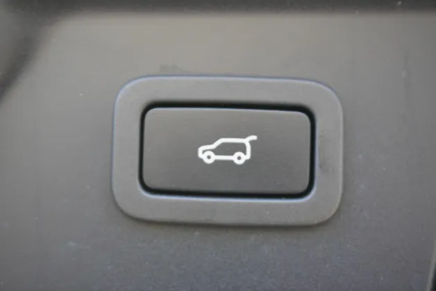Land Rover Range Rover Velar D 300 I6 MHEV S Automatic