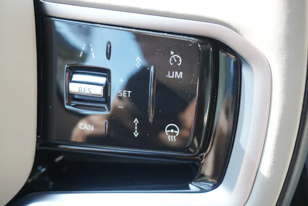 Land Rover Range Rover Velar D 300 I6 MHEV S Automatic