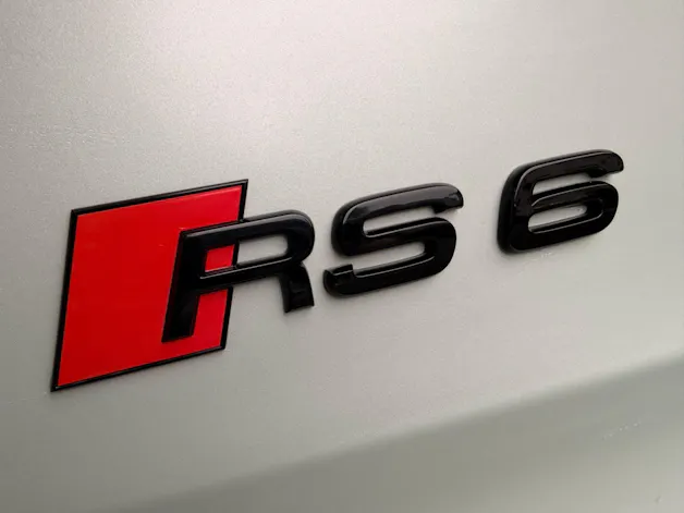 Audi RS6 AVANT 4.0 TFSI QUATTRO PERFORMANCE *** UNIKAT IN WEISS MATT & KERAMIK BREMSEN ***