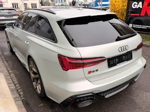 Audi RS6 AVANT 4.0 TFSI QUATTRO PERFORMANCE *** UNIKAT IN WEISS MATT & KERAMIK BREMSEN ***