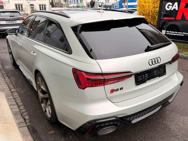 Audi RS6 AVANT 4.0 TFSI QUATTRO PERFORMANCE *** UNIKAT IN WEISS MATT & KERAMIK BREMSEN ***