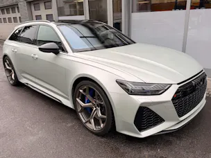 Audi RS6 AVANT 4.0 TFSI QUATTRO PERFORMANCE *** UNIKAT IN WEISS MATT & KERAMIK BREMSEN ***