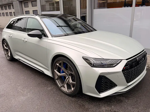 Audi RS6 AVANT 4.0 TFSI QUATTRO PERFORMANCE *** UNIKAT IN WEISS MATT & KERAMIK BREMSEN ***
