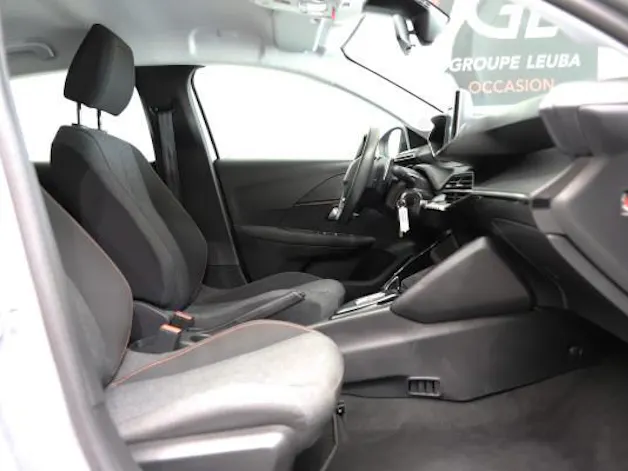 Peugeot 208 1.2 MHEV 110 Style