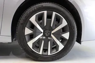 Peugeot 208 1.2 MHEV 110 Style