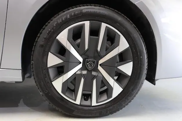 Peugeot 208 1.2 MHEV 110 Style