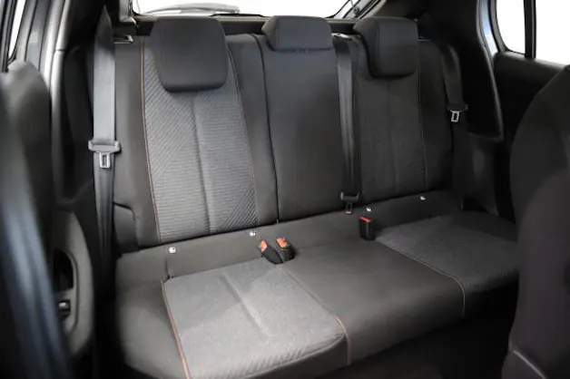 Peugeot 208 1.2 MHEV 110 Style