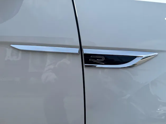 VW T-Roc R-LINE 4MOTION BLACK STYLE *** VOLLAUSSTATTUNG ***