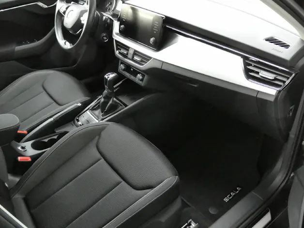Škoda Scala 1.0 TSI 110 Tour DSG