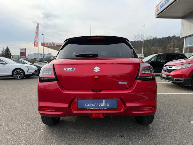 Suzuki Swift 1.2 Sakura Top Hybrid CVT