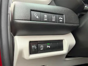 Suzuki Swift 1.2 Sakura Top Hybrid CVT