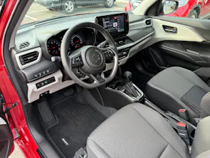 Suzuki Swift 1.2 Sakura Top Hybrid CVT