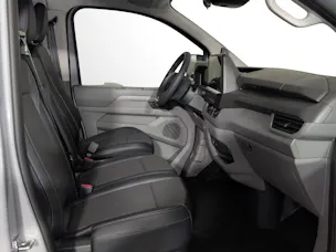 VW Caravelle 2.0 TDI LWB 4 Motion Aut 8