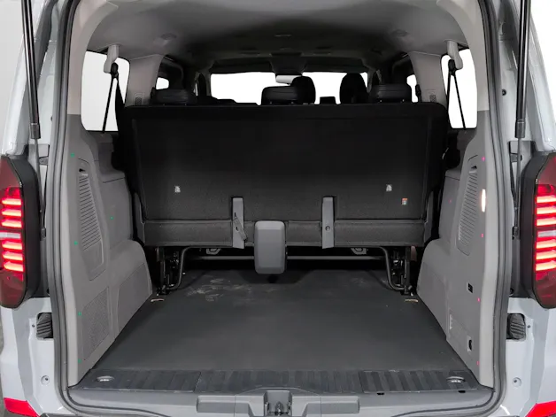 VW Caravelle 2.0 TDI LWB 4 Motion Aut 8