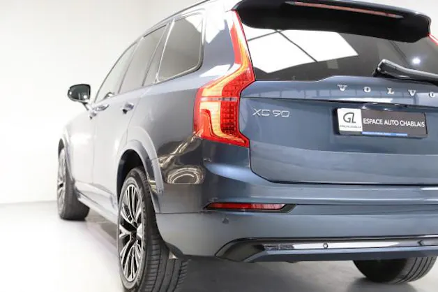 Volvo XC90 T8 eAWD Xcentric