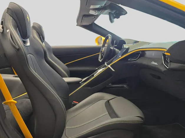 Ferrari Roma Spider 3.9 V8 T