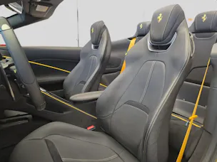 Ferrari Roma Spider 3.9 V8 T