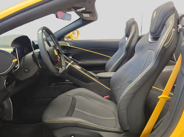 Ferrari Roma Spider 3.9 V8 T