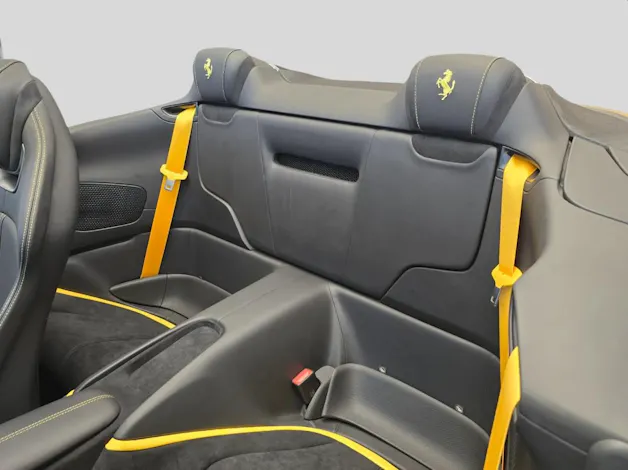 Ferrari Roma Spider 3.9 V8 T