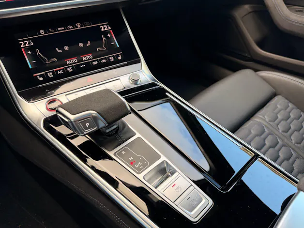 Audi RS6 AVANT 4.0 TFSI QUATTRO PERFORMANCE *** TRAUM IN NARDOGRAU & KERAMIK BREMSEN ***