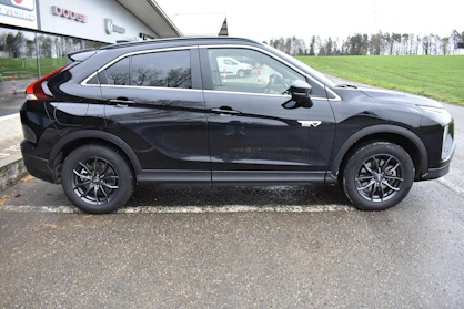 MITSUBISHI ECLIPSE CROSS 5