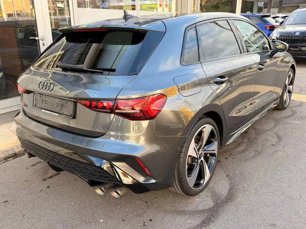 Audi S3 SPORTBACK 2.0 TFSI QUATTRO *** FACELIFT & AKRAPOVIC ABGAS ***