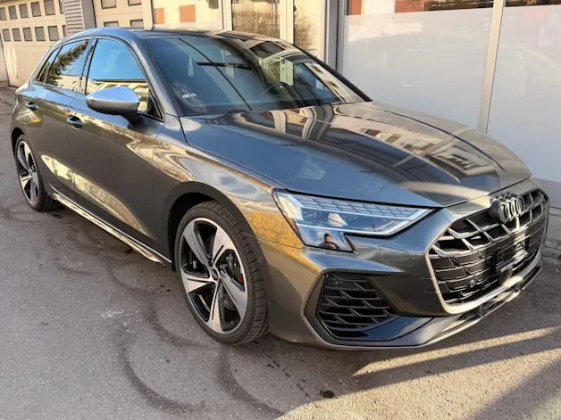 Audi S3 SPORTBACK 2.0 TFSI QUATTRO *** FACELIFT & AKRAPOVIC ABGAS ***