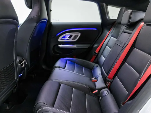 Mercedes-Benz CLA 350 4MATIC EQ SB