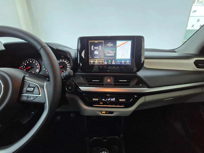 Fahrzeugbild SUZUKI SWIFT