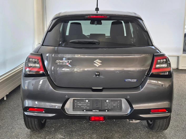 Fahrzeugbild SUZUKI SWIFT