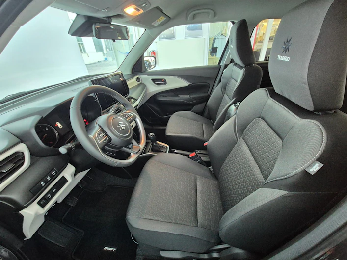 Fahrzeugbild SUZUKI SWIFT