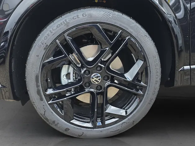 VW Tiguan 2.0 TSI R-Line DSG 4motion
