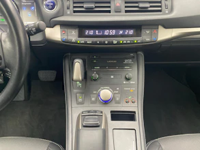 https://vehicle.imgix.net/4255033/542d71e8-e457-49e0-8813-d4927c20e854.jpg