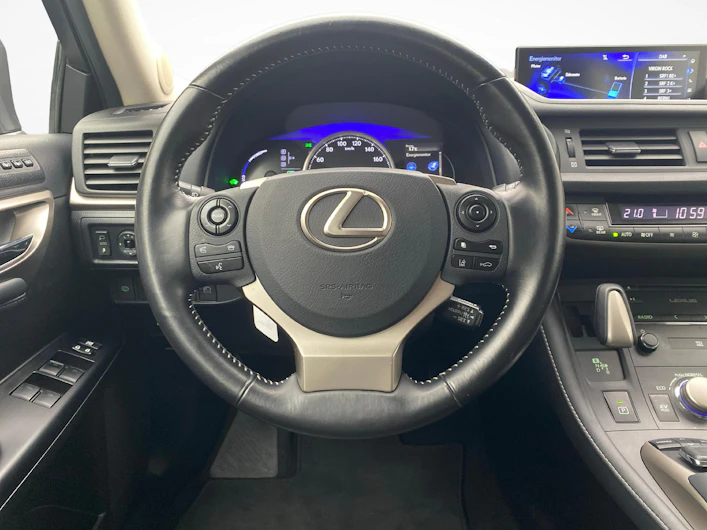 image du véhicule LEXUS CT