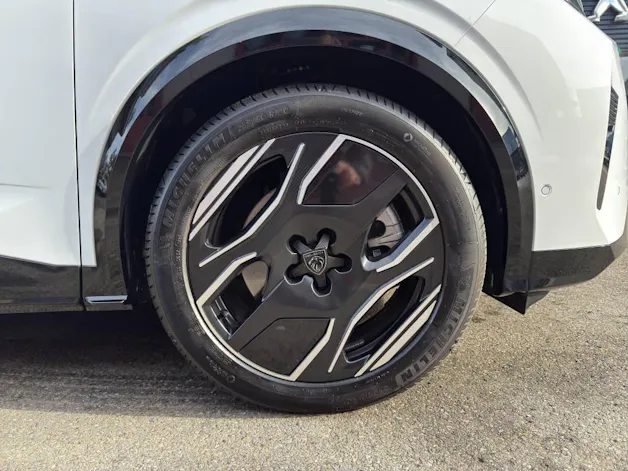 Peugeot 3008 Electrique 210ch GT