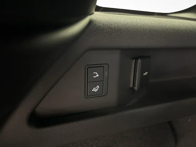 Land Rover Discovery Sport 1.5 T 270e Landmark