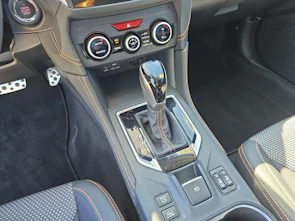 Fahrzeugbild SUBARU XV 2.0i e-Boxer Swiss Plus