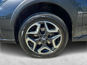 https://vehicle.imgix.net/4255140/f096bcde-7972-4c7a-af04-92939373268f.jpg
