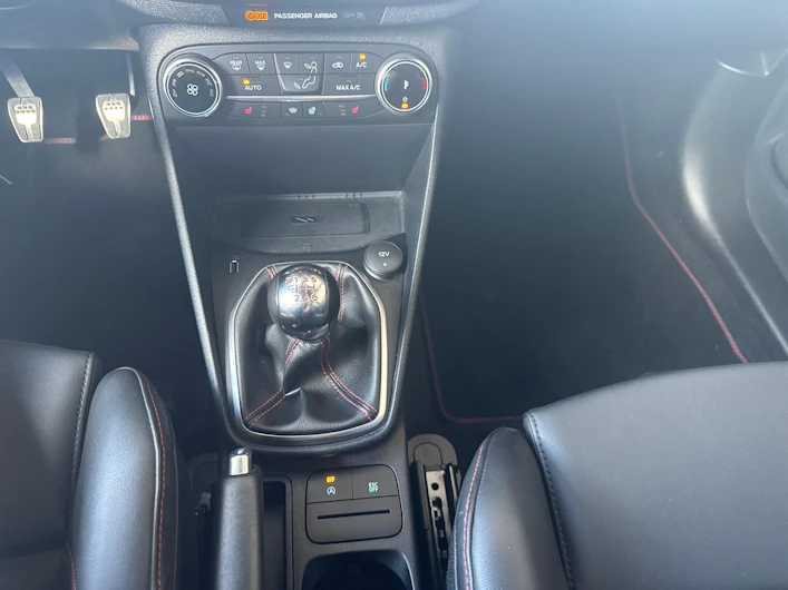 immagine del veicolo FORD FIESTA