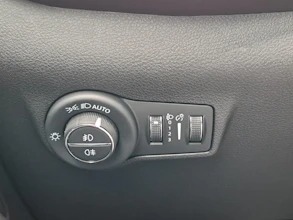 https://vehicle.imgix.net/4255158/8c2c122d-b0f3-4b75-a332-bc20744ef850.jpg