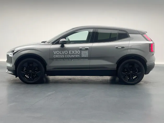 Volvo EX30 CC E60 Twin Performance AWD