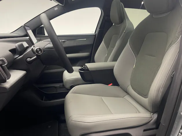 Volvo EX30 CC E60 Twin Performance AWD