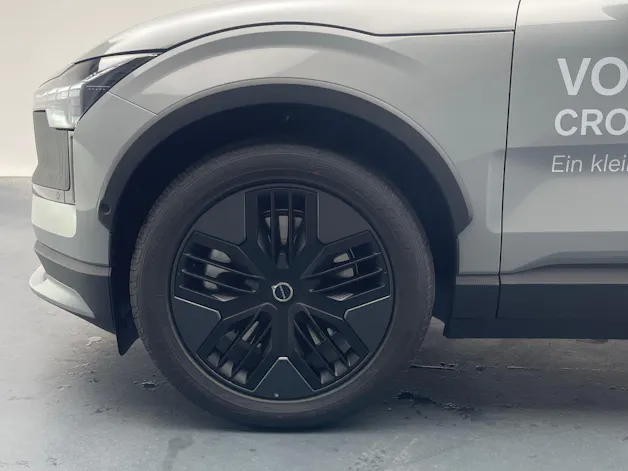 Volvo EX30 CC E60 Twin Performance AWD