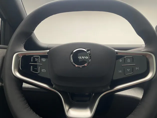 Volvo EX30 CC E60 Twin Performance AWD